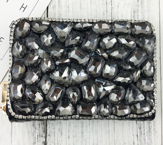 Women's Luxurious Crystal Design Wallet