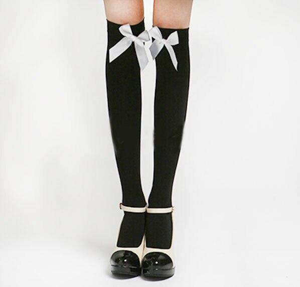 Women's Thigh High Stockings With Bow